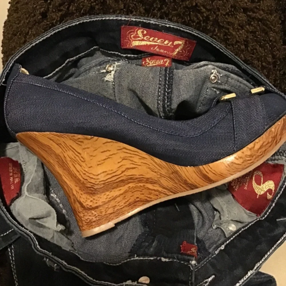 SEVEN 7 JEANS, size 16P, NWOT, beautiful 🤩 jeans, - Picture 3 of 3